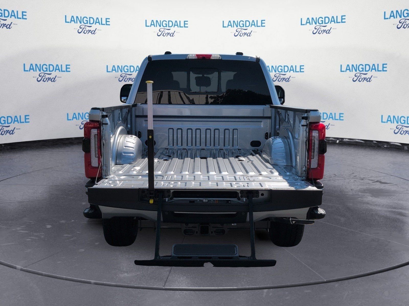 New 2027 Ford F250 Platinum AWD/4WD image 8