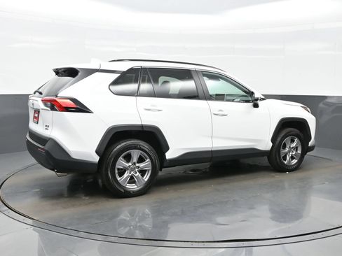 Used 2025 Toyota RAV4 XLE AWD/4WD image 6