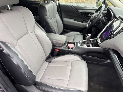 Certified 2022 Subaru Outback Limited w/ Popular Package #2 image 32