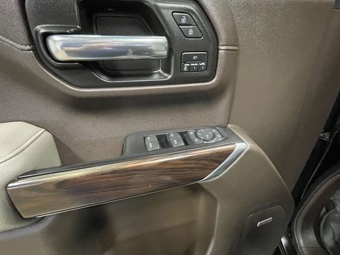 Used 2019 GMC Sierra 1500 SLT w/ SLT Premium Plus Package image 13