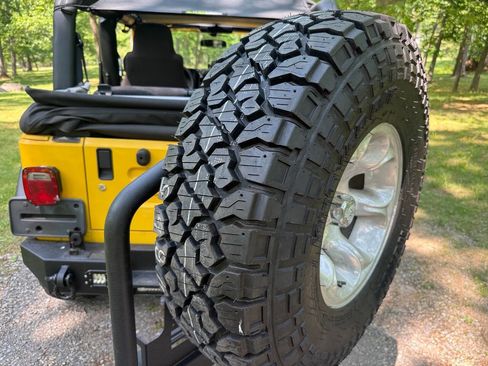 Used 2003 Jeep Wrangler X AWD/4WD image 40