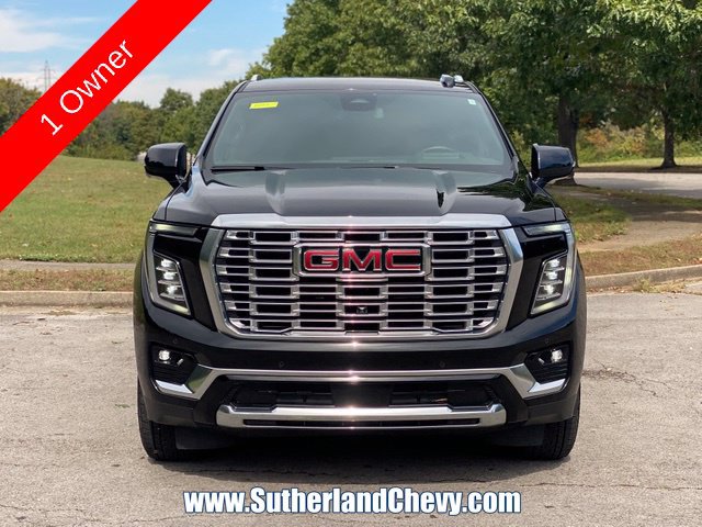Used 2025 GMC Yukon Denali AWD/4WD image 2