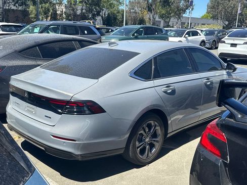 Used 2024 Honda Accord EX-L image 5