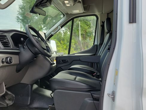 New 2026 Ford Transit 350 148 High Roof Extended Wagon RWD image 18