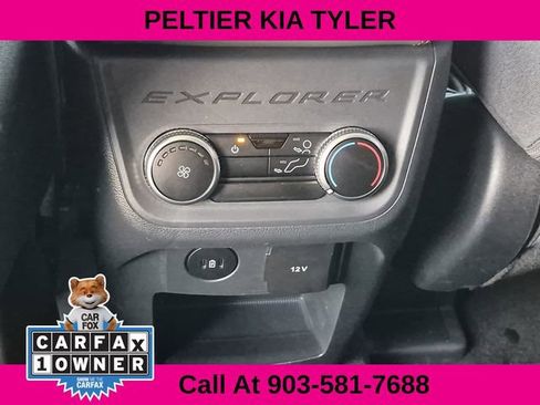 Used 2025 Ford Explorer Active RWD image 30