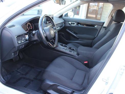 Used 2024 Honda Civic EX image 9