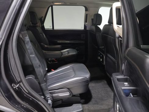 Used 2019 Ford Expedition Platinum AWD/4WD image 23