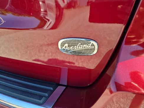 Used 2020 Jeep Grand Cherokee Overland AWD/4WD image 10