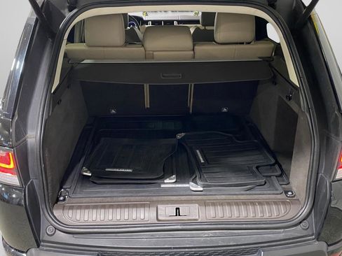 Used 2017 Land Rover Range Rover Sport HSE Dynamic image 11