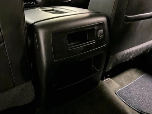 Used 2017 Chevrolet Silverado 1500 LTZ Z71 w/ LTZ Plus Package AWD/4WD image 34