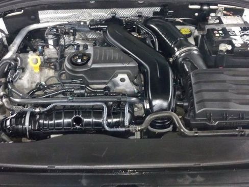 Used 2024 Volkswagen Jetta Sport image 10