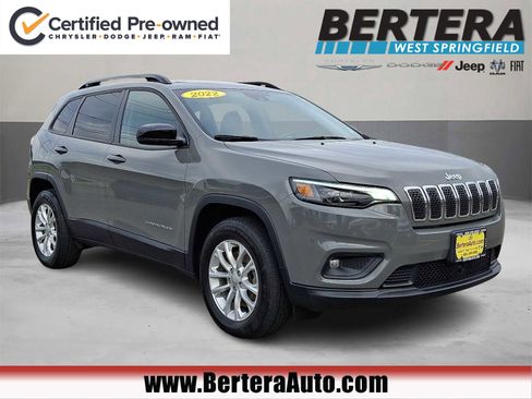 Used 2022 Jeep Cherokee Latitude Lux image 1