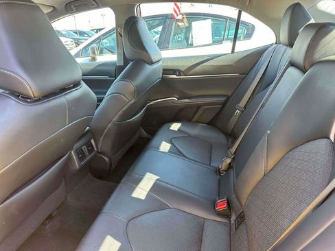 Used 2023 Toyota Camry XSE FWD image 9