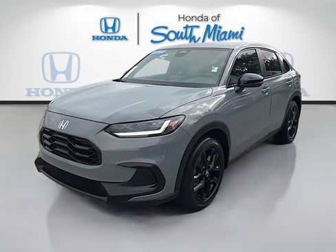 Certified 2023 Honda HR-V Sport image 3