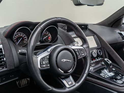 Used 2020 Jaguar F-TYPE SVR image 94