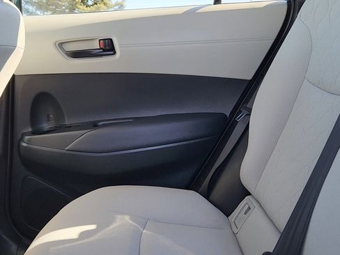 Certified 2023 Toyota Corolla Cross LE image 15