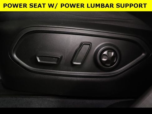 Used 2023 Jeep Grand Cherokee Laredo X image 6