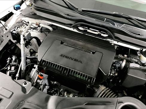 Used 2024 Honda Pilot Touring image 35