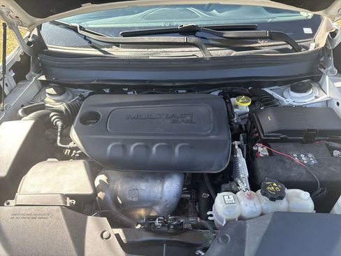 Certified 2019 Jeep Cherokee Limited image 18