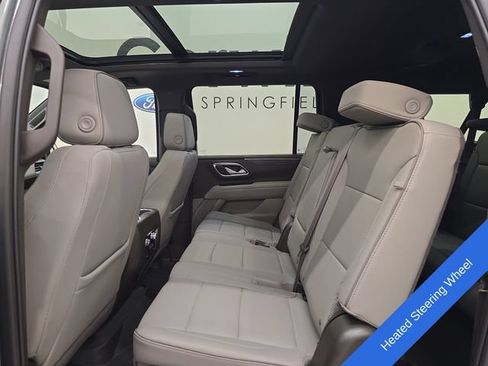 Used 2023 GMC Yukon XL SLT w/ SLT Premium Package AWD/4WD image 20