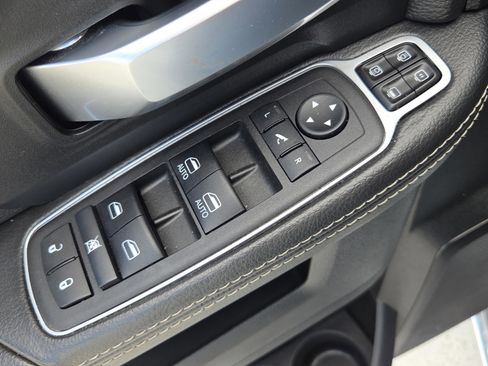 Used 2024 RAM 2500 Big Horn w/ Bed Utility Group image 16