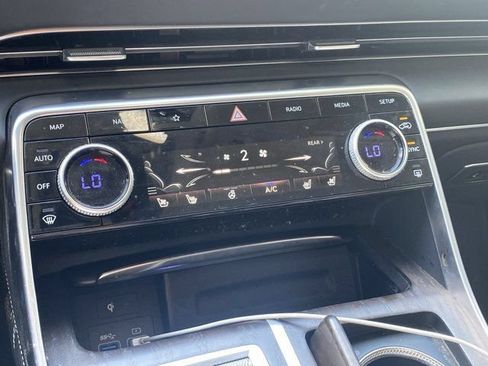 Used 2023 Genesis GV80 3.5T w/ Prestige Package AWD/4WD image 29