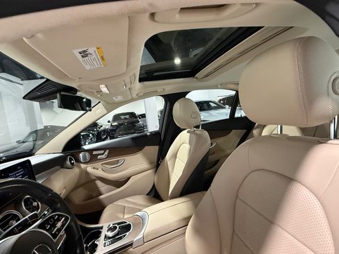 Used 2021 Mercedes-Benz C 300 4MATIC Sedan w/ Premium Package image 23