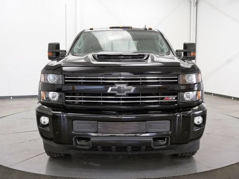 Used 2019 Chevrolet Silverado 2500 LTZ w/ Duramax Plus Package AWD/4WD image 2