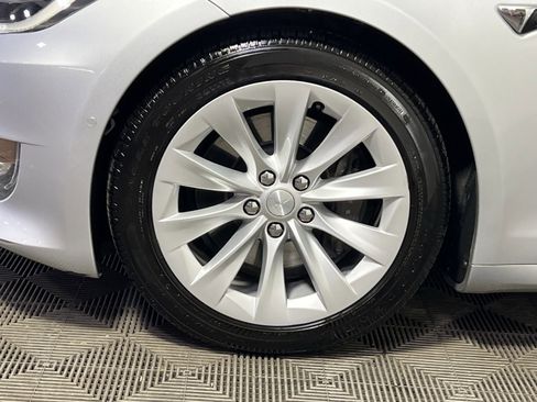 Used 2017 Tesla Model S 90D image 12