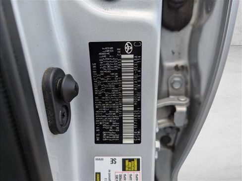 Used 2024 Toyota Corolla LE image 29