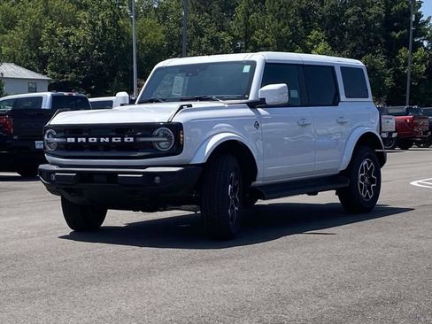 New 2026 Ford Bronco Outer Banks AWD/4WD image 18