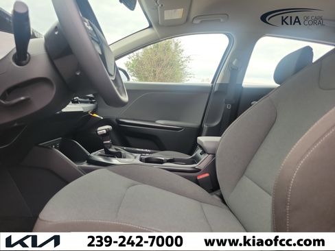 New 2026 Kia K4 FWD image 24