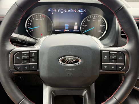 Used 2024 Ford Expedition Max Limited AWD/4WD image 19