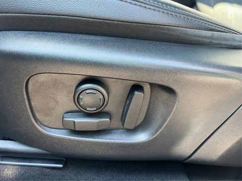 Used 2023 Land Rover Range Rover Evoque S image 31