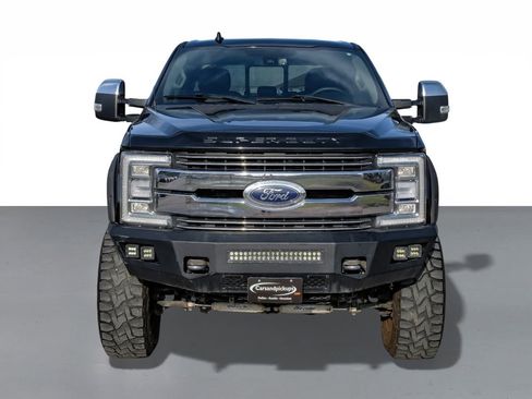 Used 2019 Ford F250 Lariat w/ Lariat Ultimate Package image 48