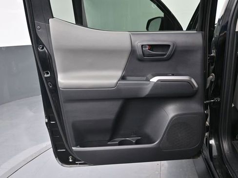 Used 2023 Toyota Tacoma SR5 image 9