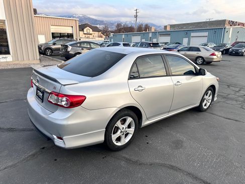 Used 2013 Toyota Corolla S FWD image 3