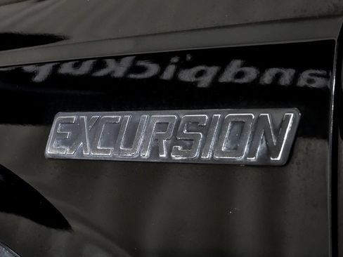 Used 2004 Ford Excursion Limited AWD/4WD image 41