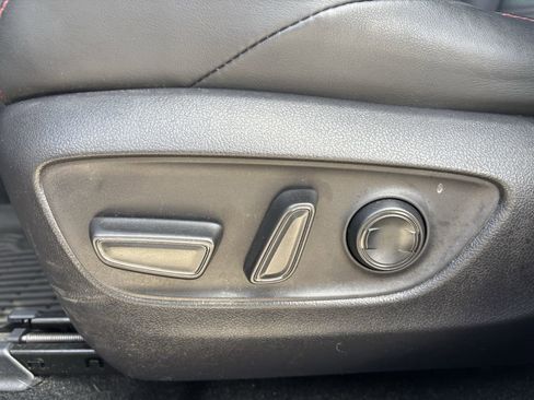 Used 2022 Toyota RAV4 XSE w/ Premium Package image 25