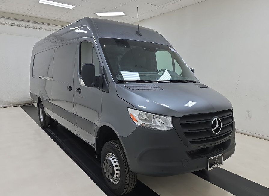 Used 2024 Mercedes-Benz Sprinter 3500 w/ Parking Package image 3