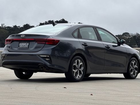 Used 2021 Kia Forte LXS FWD image 8
