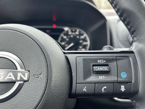 Certified 2023 Nissan Rogue SV w/ SV Premium B Package AWD/4WD image 26