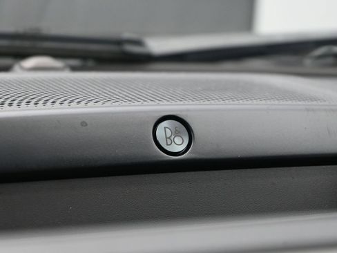 Used 2022 Ford F250 Lariat w/ Tremor Off-Road Package image 28