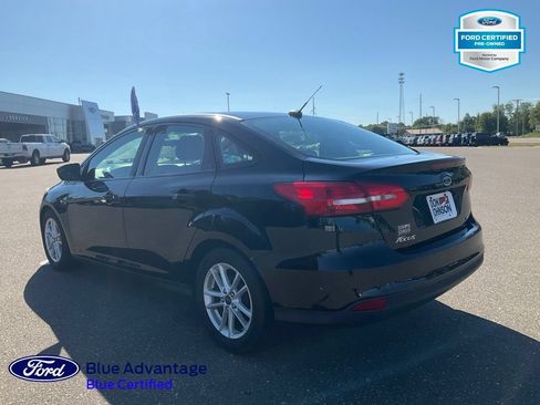 Used 2018 Ford Focus SE FWD image 22