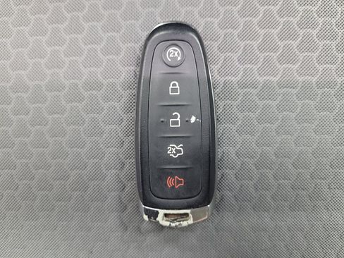 Used 2019 Ford Escape SE FWD image 32