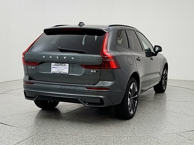 New 2027 Volvo XC60 B5 Plus AWD/4WD image 5