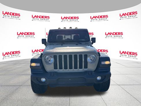 Used 2020 Jeep Gladiator Sport w/ Quick Order Package 24S image 8