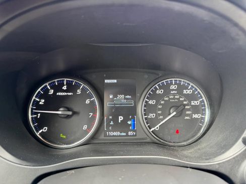 Used 2020 Mitsubishi Outlander LE AWD/4WD image 24