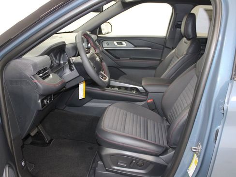 New 2026 Ford Explorer ST-Line w/ ST-Line Street Pack RWD image 22