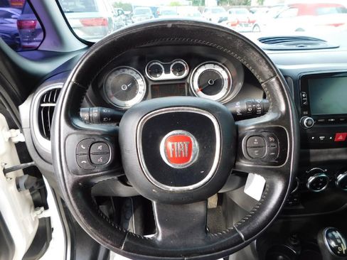 Used 2014 FIAT 500L Lounge image 22